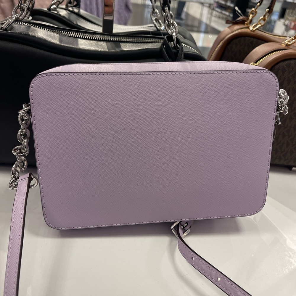 MICHAEL KORS Jet Set Large Saffiano Leather EW Crossbody Bag
Light Quartz
NWT - Picture 9 of 16